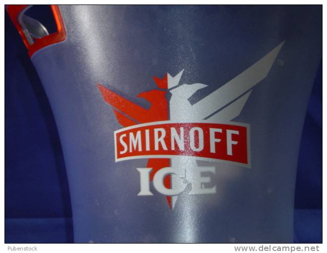 Seau à Glace "SMIRNOFF". - Otros & Sin Clasificación