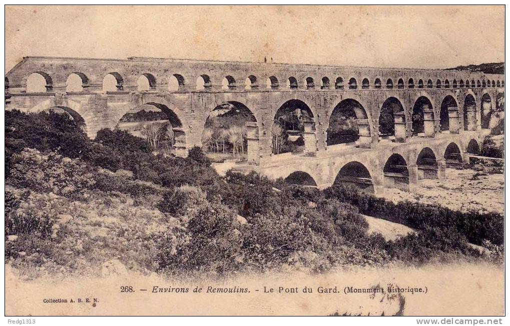 Remoulins - Pont Du Gard - Remoulins