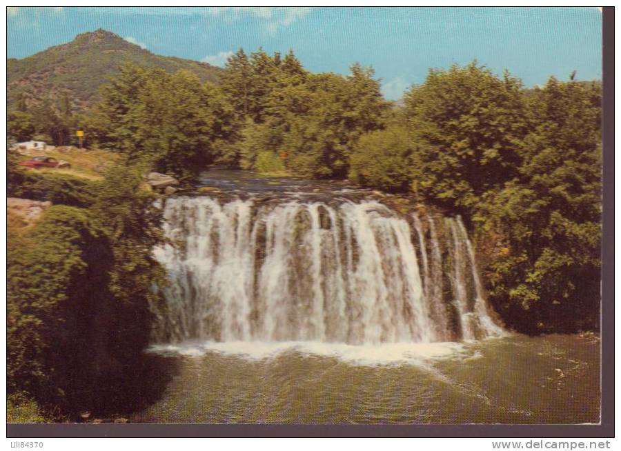 Le SAUT De La COUZE Sur Les Basaltes De SAILLANT - Mauriac