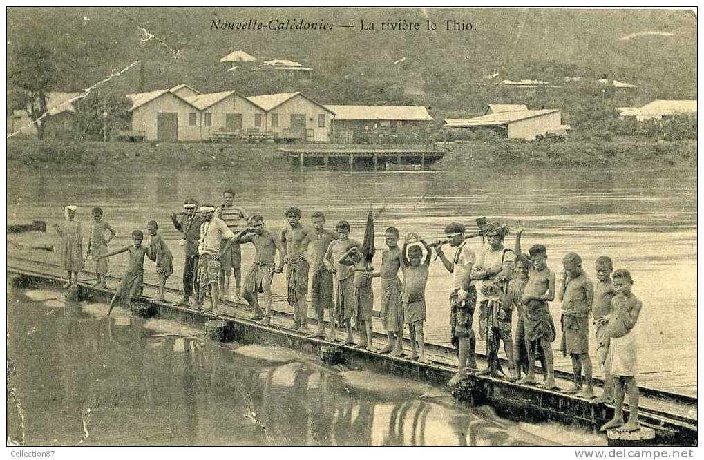 TOM - NOUVELLE CALEDONIE - THIO - LA RIVIERE - PONT - ENFANT - Nouvelle Calédonie