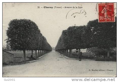 CHARNY (89) AVENUE DE LA GARE - Charny