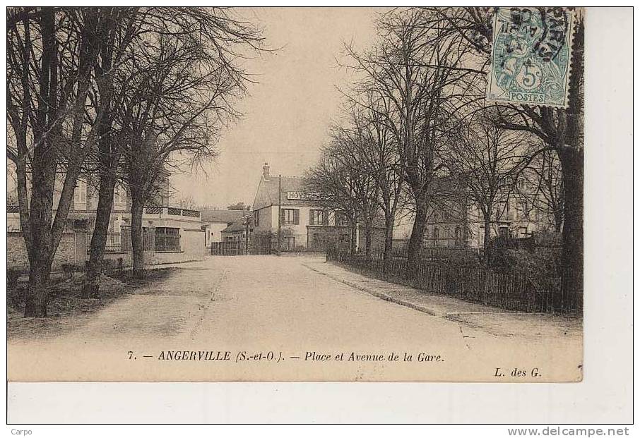 ANGERVILLE - Place Et Avenue De La Gare. - Angerville