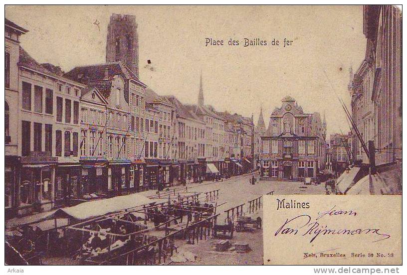 MALINES = Place Des Bailles De Fer (Nels  S.30  N° 93) (1 Pli En Bas Coin Droit Et Gauche) - Malines