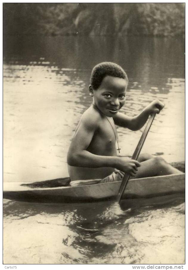 AFRIQUE - Missions Africaines De Lyon - Jeune Enfant Pirogue - Non Classés