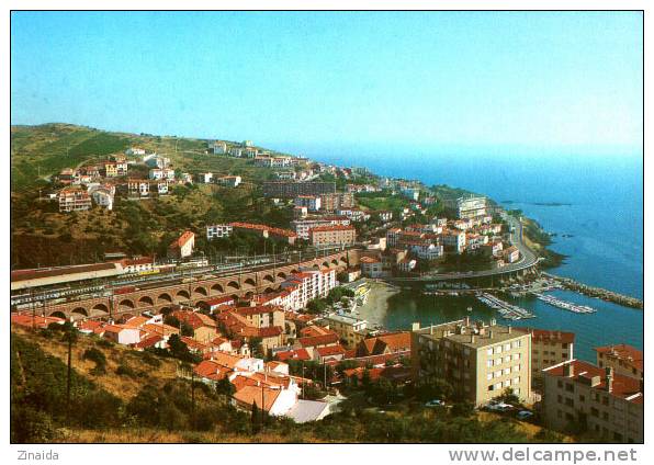 CARTE POSTALE DE CERBERE - VUE GENERALE - FRONTIERE FRANCO ESPAGNOLE - GARE - Cerbere