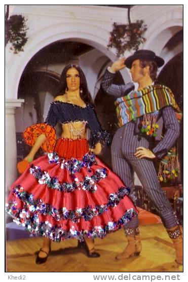 Carte Postale Brodée Espagne - Couple Danse / Spain Postcard - 04 - Ricamate