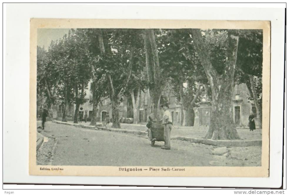 CPA----83-----BRIGNOLES-----PLACE SIDI-CARNOT - Brignoles