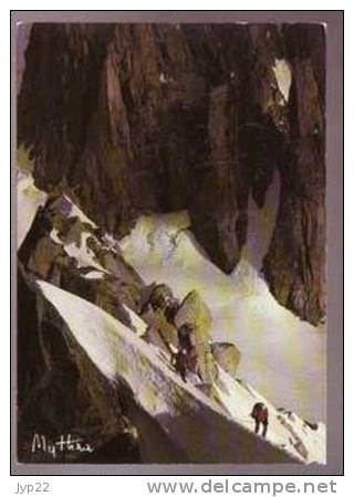 Jolie CP Arête De Tour Ronde - Montagne Cordée Alpinisme Escalade - écrite - Alpinisme