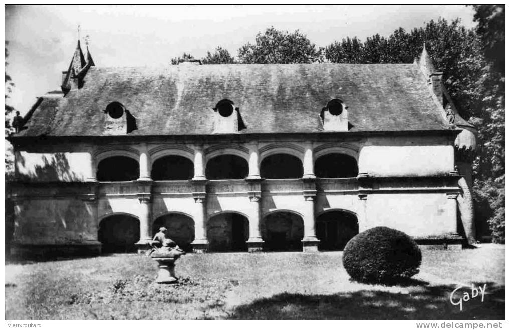 CPA. ST JEAN D´ANGELY. LE CHATEAU DE DAMPIERRE. - Saint-Jean-d'Angely