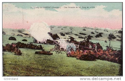 Le Camp Du Larzac - Une Batterie De 125 Long En Action - La Cavalerie