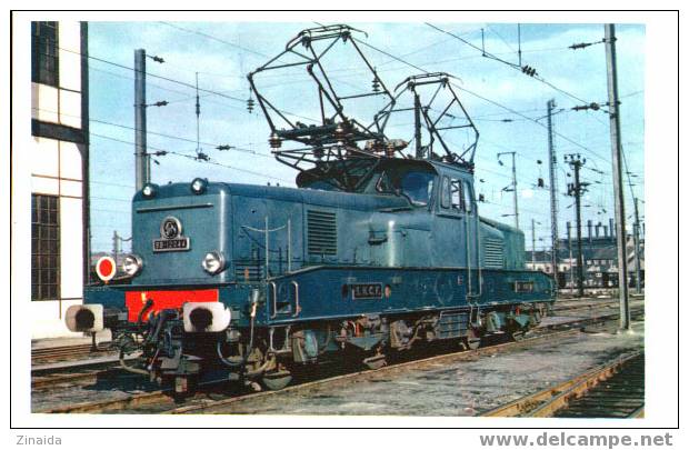 CARTE POSTALE DE LA LOCOMOTIVE TYPE BB 12.000 - 25 KV MONOPHASE 50 Hz - Materiale