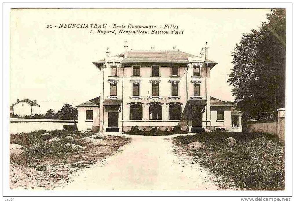 NEUFCHÂTEAU Ecole Communale Filles - Neufchateau