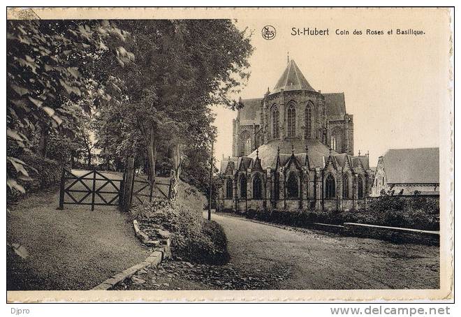 Saint Hubert  Coin Des Roses Et Basilique - Saint-Hubert