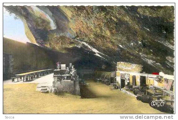 FONTENAY - SAINT SATUR - Caves Souterraines Du CLOS LA PERRIERE - Archambault Père Et Fils - Superbe Animation - Saint-Satur
