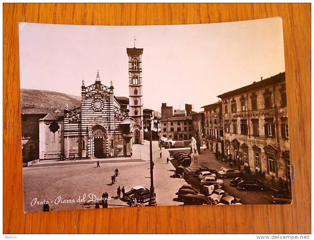 Prato , Piazza Del Duomo , Cars, Automobile , Street Scene Cca 1965-  VF+ D2925 - Prato