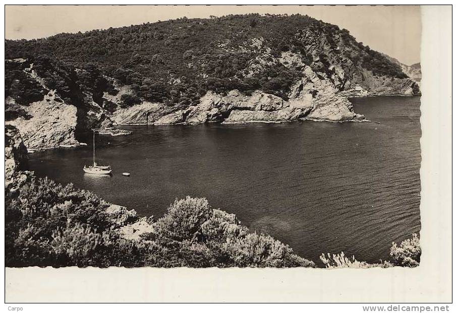 PORQUEROLLES - L´Oustaou De Diou. - Porquerolles