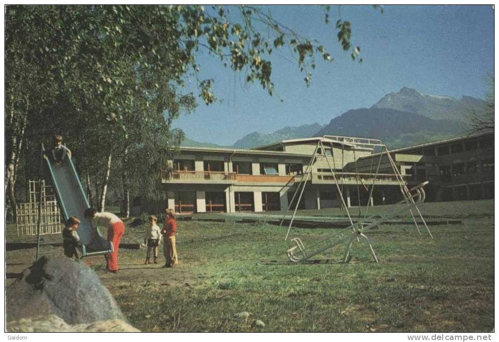 VILLAGE DE VACANCES "VALLEE-HAUTE" CAF - RENOUEAU - BOURG ST MAURICE (animé Avec Enfants) - Bourg Saint Maurice