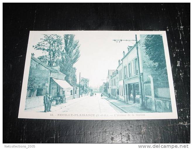 NEUILLY-PLAISANCE L'AVENUE DE LA STATION - 93 SEINE SAINT DENIS - Carte Postale De France - Neuilly Plaisance