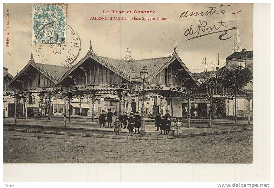 VALENCE-D´AGEN. - Place Sylvain-Dumon. - Valence