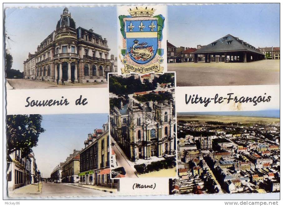 VITRY LE FRANCOIS--1958--Souvenir De Vitry Le François,csm Gd Format  éd Combier - Vitry-le-François