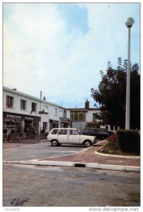 Beauvoir Sur Mer.la Place Saint Philibert.vebdee.maison De La Presse .tabac  .tres Belle Carte. - Beauvoir Sur Mer