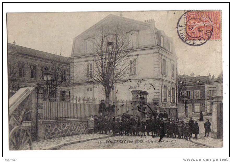 F2490 - FONTENAY Sous BOIS - Les Ecoles - Fontenay Sous Bois