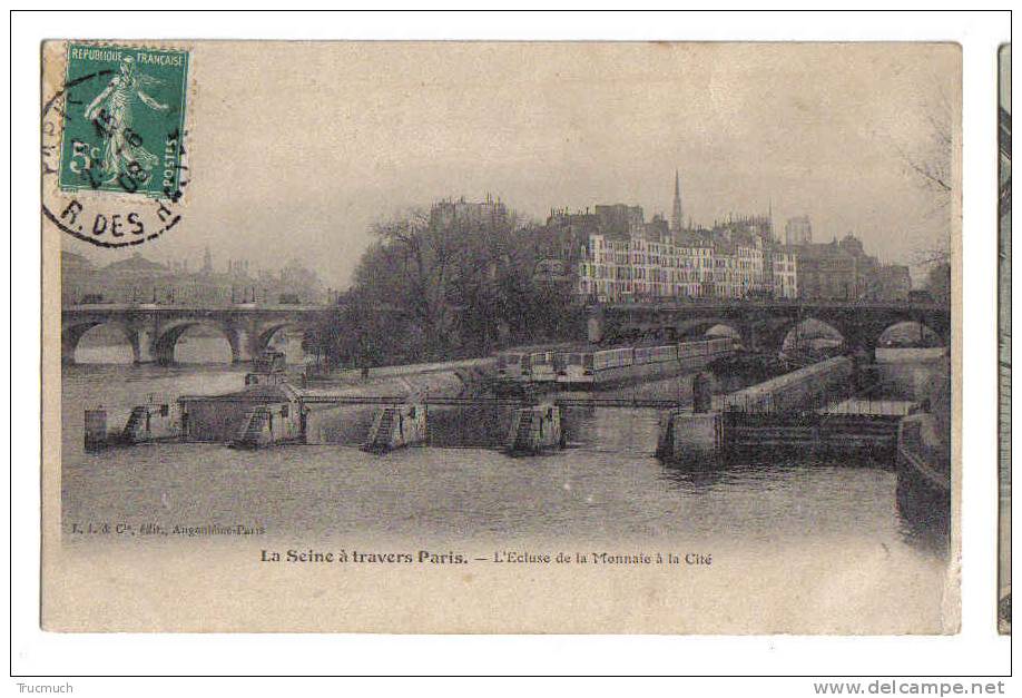 F2496 - La Seine à Travers Paris - L' Ecluse De La Monnaie à La Cité - La Seine Et Ses Bords