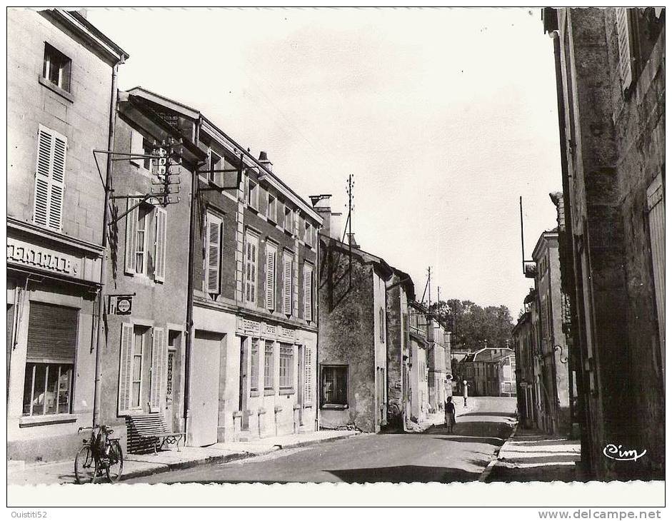 Doulevant Le Chateau  La Poste - Doulevant-le-Château