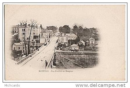 CPA 53 MAYENNE - Rue Roullois Et Hospices - Mayenne