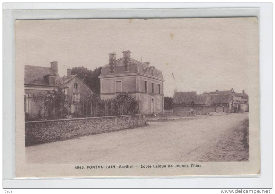 PONTVALLAIN. ECOLE LAÏQUE DE JEUNE FILLES - Pontvallain