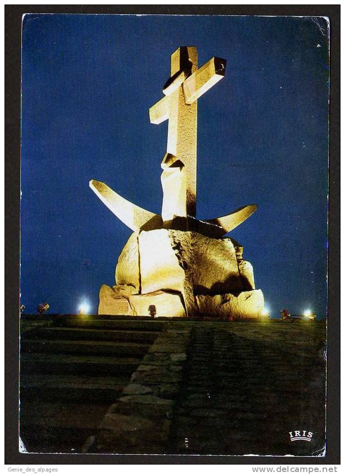 33 GIRONDE, ARCACHON, Monument Des Péris En Mer, Sculpteur Claude Bouscau, Circulé En 1973 - Arcachon