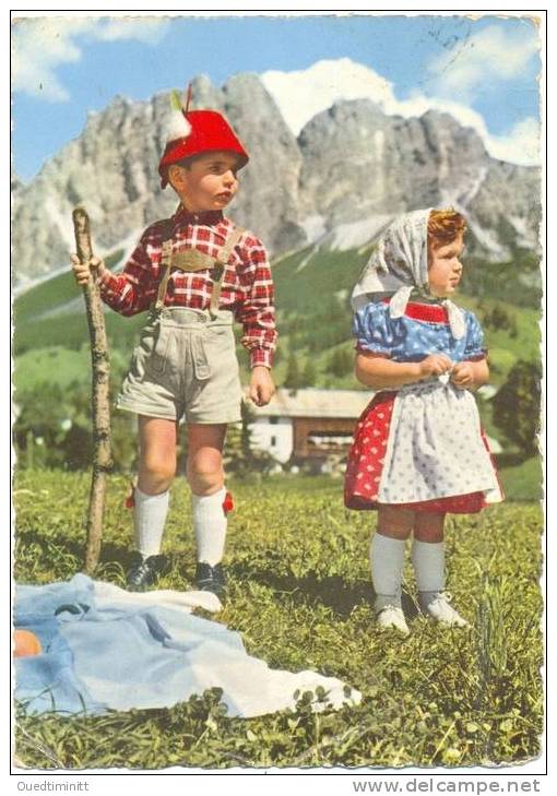 Italie.Montagnes.Enfants En Costume Traditionnel.1959. - Groupes D'enfants & Familles