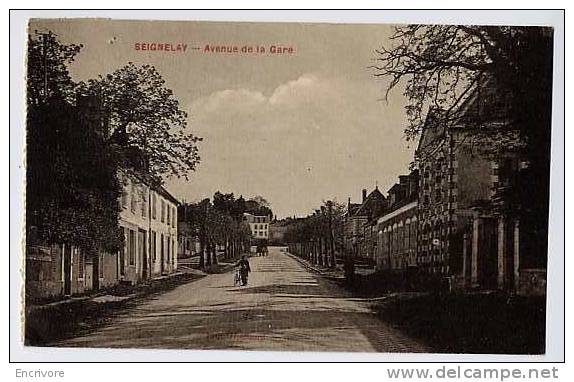 Cpa SEIGNELAY Avenue De La Gare - A Breger Freres - Seignelay