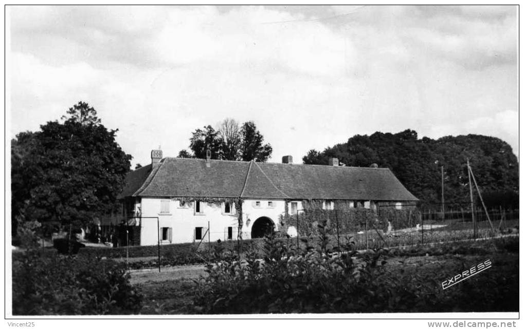 Meulan.seraincourt.prieure De Gaillonnet..maison D Enfants - Seraincourt