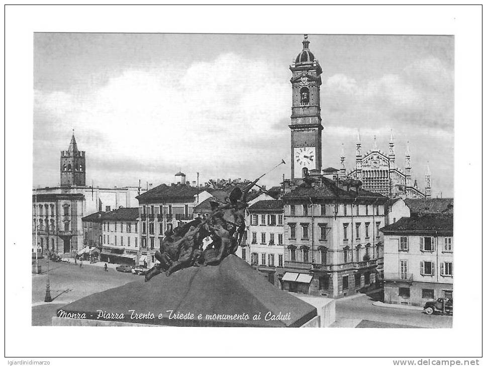 MONZA -Piazza Trento E Trieste Con Monumento Ai Caduti -ANIMATA/AUTO- Nuova Non Viaggiata- In Ottime Condizioni- DC0879. - Monza