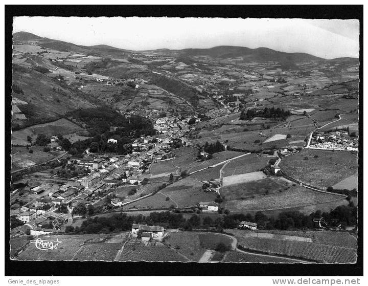 69 Rhone CPSM 10x15, BEAUJEU,Vue Panoramique Aérienne Et Monts Du Beaujolais, Circulé En 1955, Bon état - Beaujeu