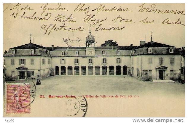 D10 - BAR-SUR-AUBE  -  L'Hotel De Ville (vue De Face) - Bar-sur-Aube