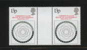 GB 1977 COMMonwealth HEADS GOVernmenT Meeting GUTTER PAIR NHM - Non Classés