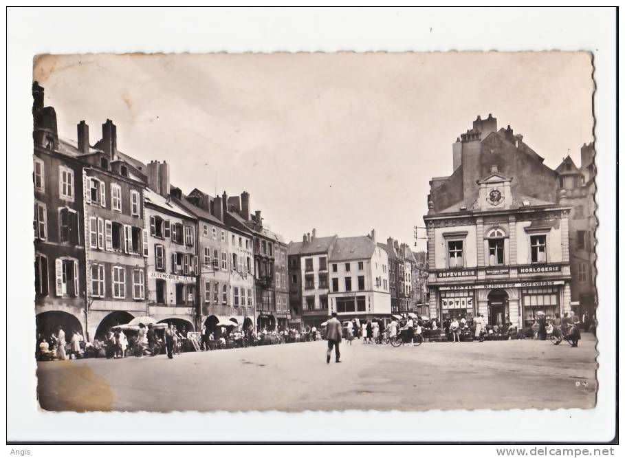 CPSM---57-----  Thionville----PLACE Du MARCHE - Thionville