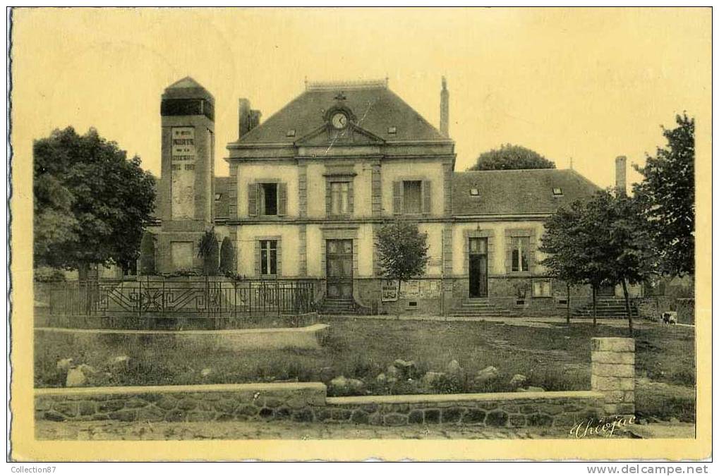 87 - HAUTE VIENNE - St SULPICE Les FEUILLES - LA MAIRIE Et Le MONUMENT Aux MORTS - TRES BEAU PLAN - Saint Sulpice Les Feuilles