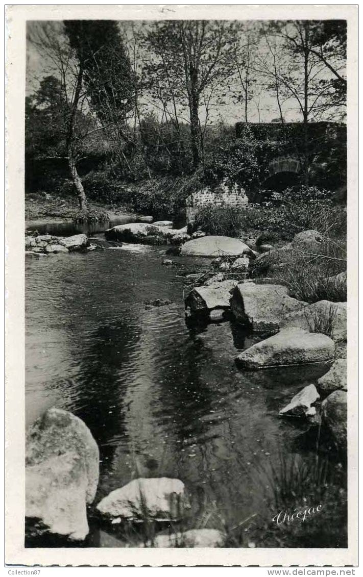 87 - HAUTE VIENNE - St SULPICE Les FEUILLES - UN JOLI COIN Prés Du MOULIN De PEUPITON - Saint Sulpice Les Feuilles