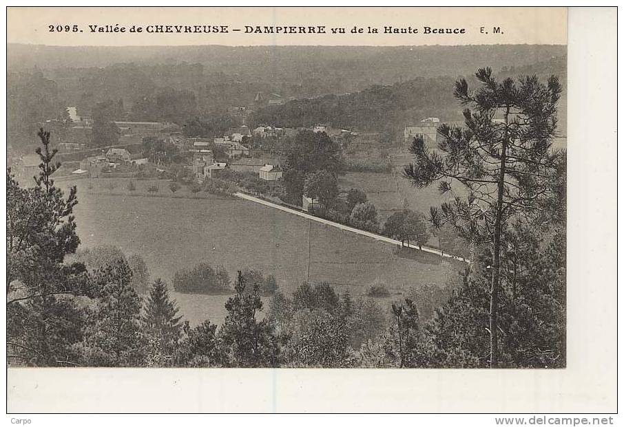 Vallée De Chevreuse - DAMPIERRE Vu De La Haute Beauce. - Dampierre En Yvelines