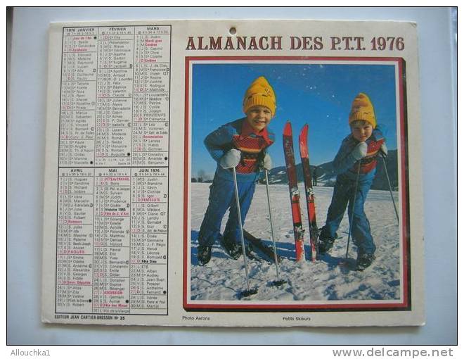 CALENDRIER ALMANACH DES P.T.T. DOUBLES PHOTOS  DE 1976  LAPINS BLANCS / PETITS SKIEURS - Grossformat : 1971-80