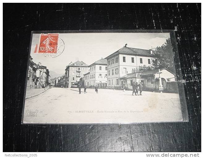 ALBERVILLE - ECOLE NORMALE ET RUE DE LA REPUBLIQUE - 73 SAVOIE - CARTE POSTALE FRANCE - Albertville