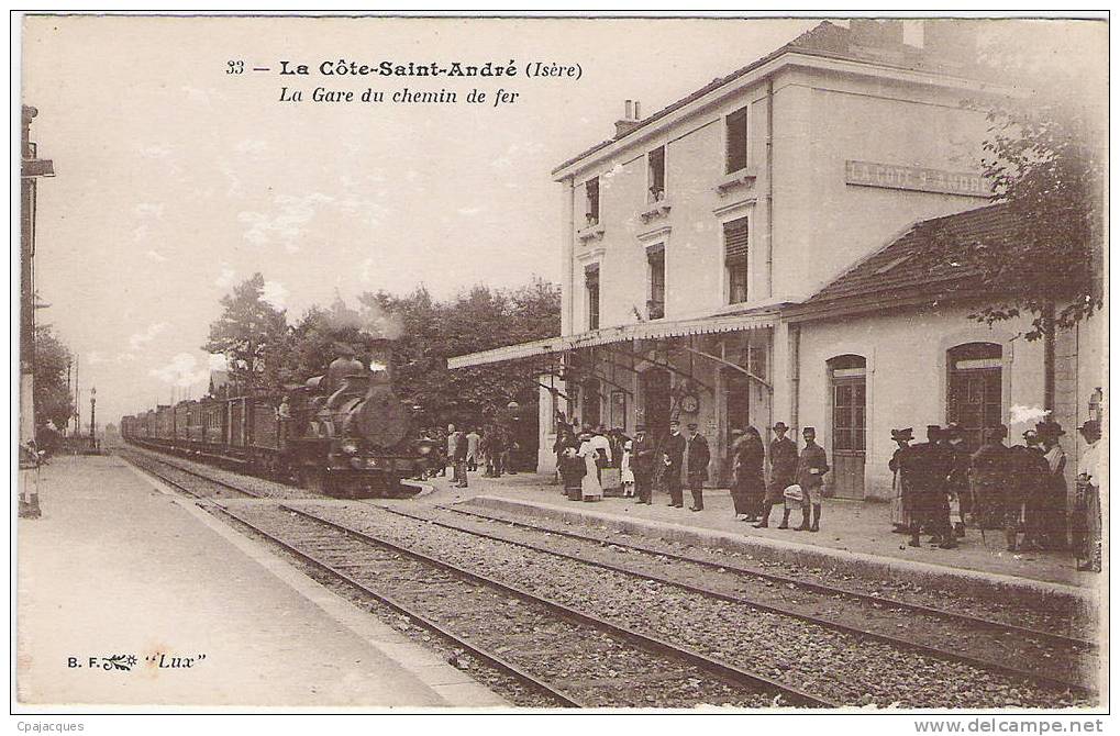 38- LA COTE -SAINT-ANDRE :LA GARE DU CHEMEIN DE FER AVEC ANIMATION. - La Côte-Saint-André