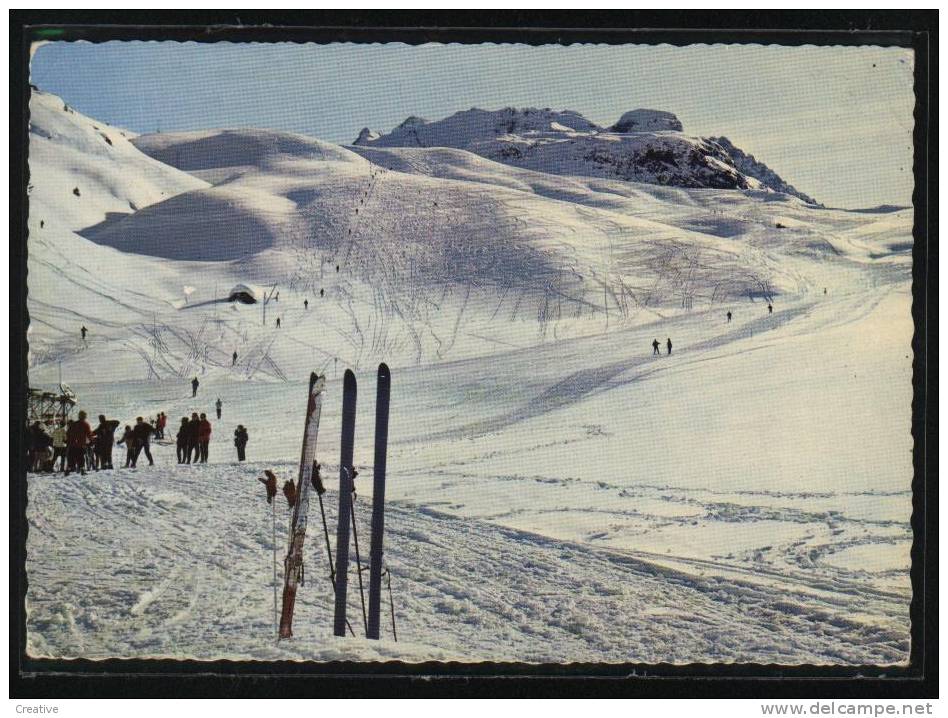 LE TÉLÉSKI DES GRANDES BOSSES     COURCHEVEL (cpa Animée) - Courchevel