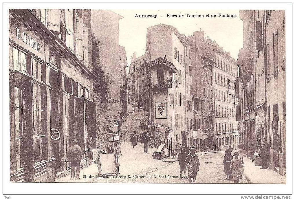 ANNONAY  Rues De Tournon Et De Fontanes - Annonay
