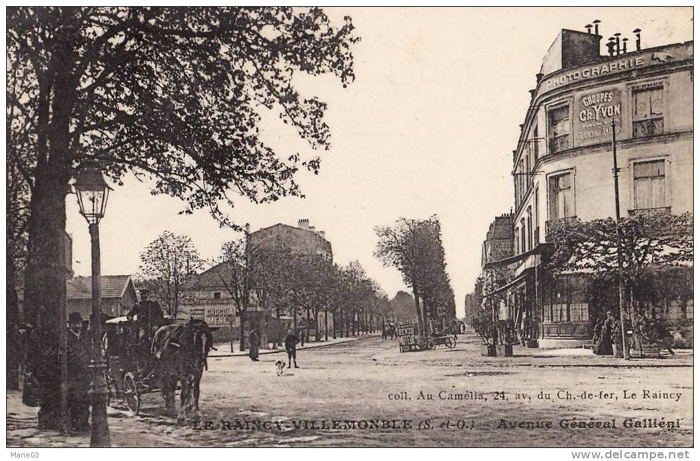 Le Raincy - Villemonble - Avenue Général Galliéni - Belle Animation - Calèche Chien - Publicité Ch. YVON - Villemomble