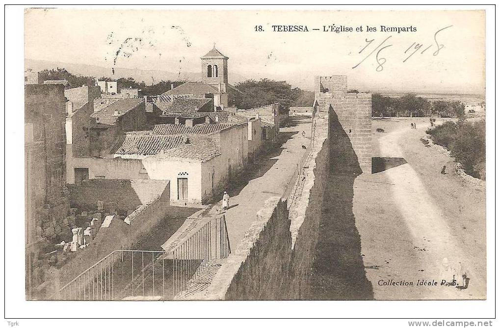 TEBESSA  L' église Et Les Remparts - Tébessa