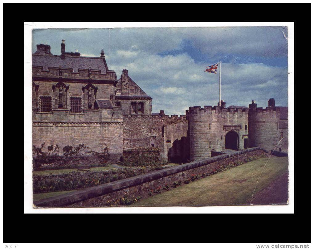 STIRLING CASTLE - N° 3 - ENTRY AND GARDEN - Stirlingshire